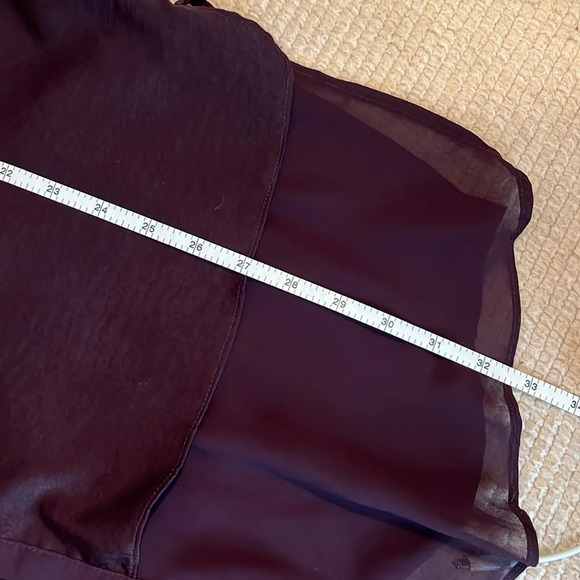 REITMANS women M multilayer blouse  wine burgundy bib style roll-up sleeve sheer - Picture 12 of 12